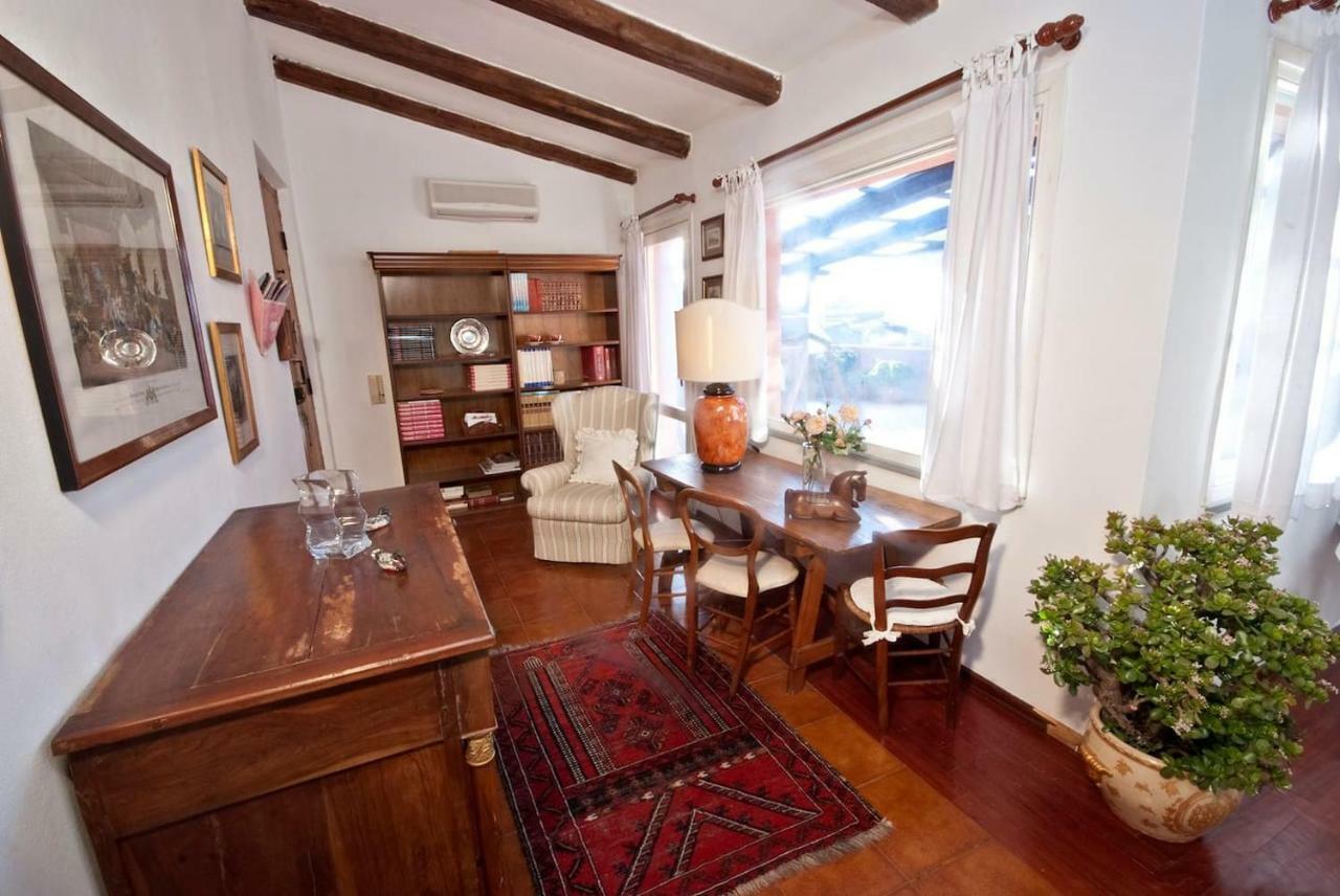 Attico In Centro Con Vista Della Torre - Cozy Penthouse Facing To The Tower Apartment Oristano Exterior photo