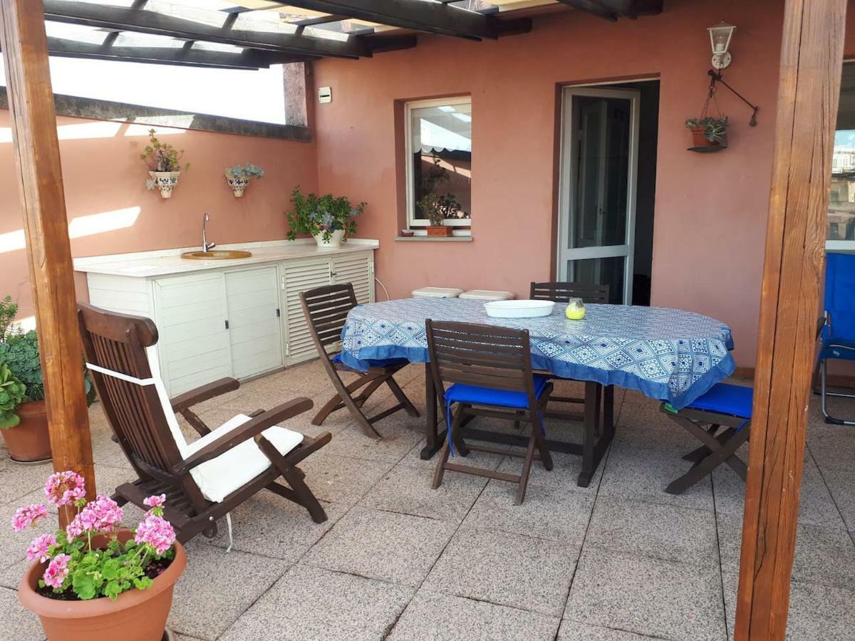 Attico In Centro Con Vista Della Torre - Cozy Penthouse Facing To The Tower Apartment Oristano Exterior photo